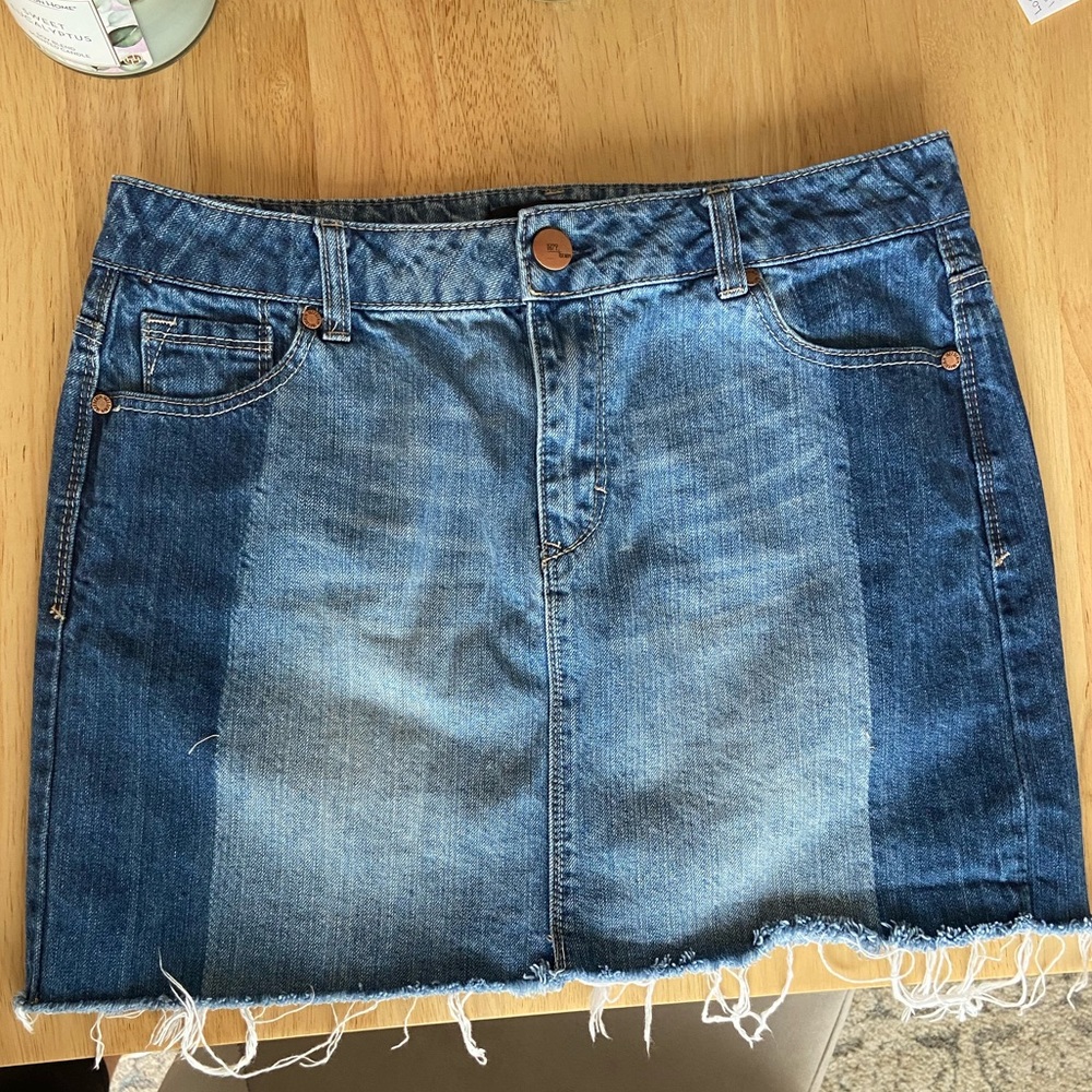Two toned denim mini skirt